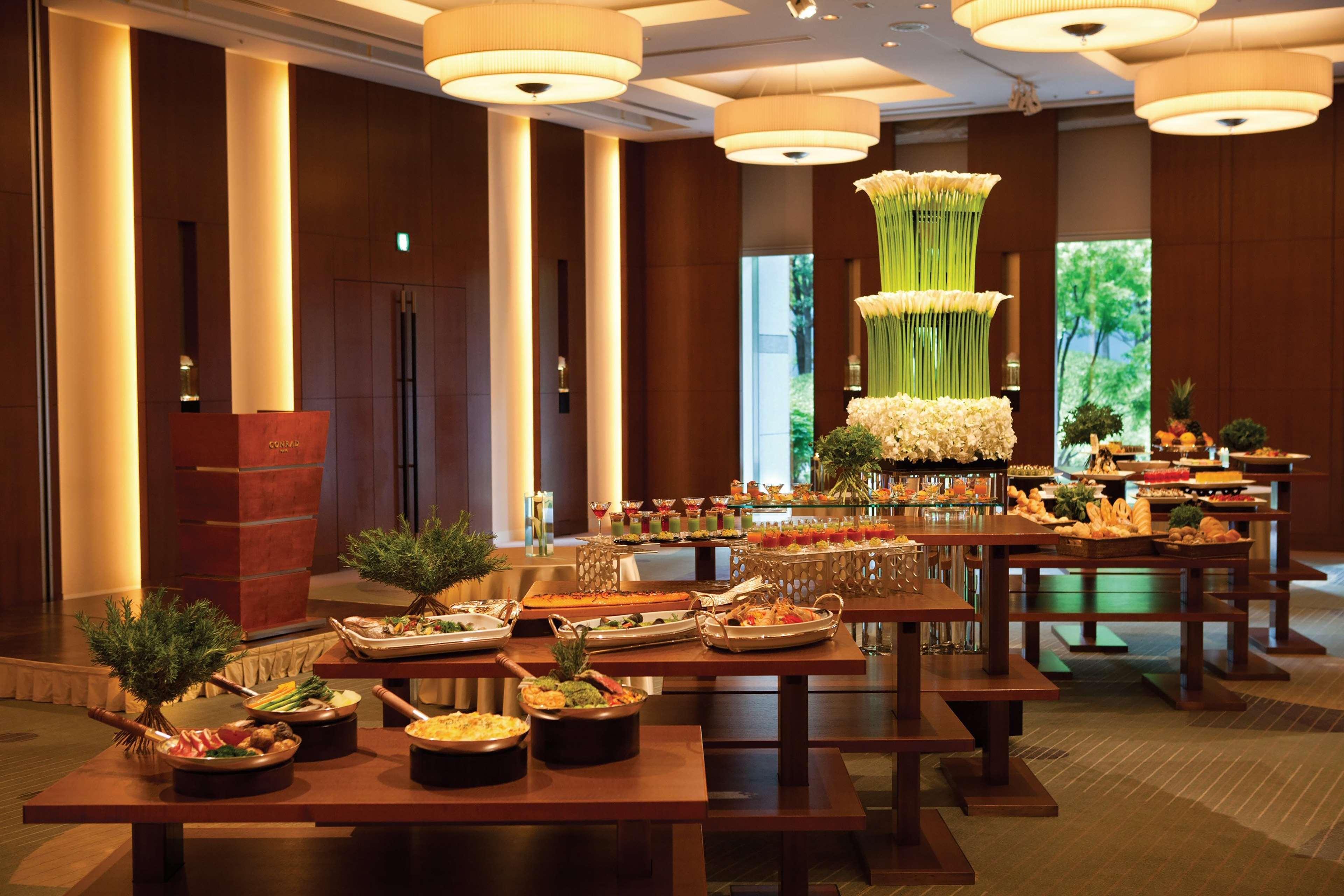 Conrad Tokyo Hotel Restaurant photo